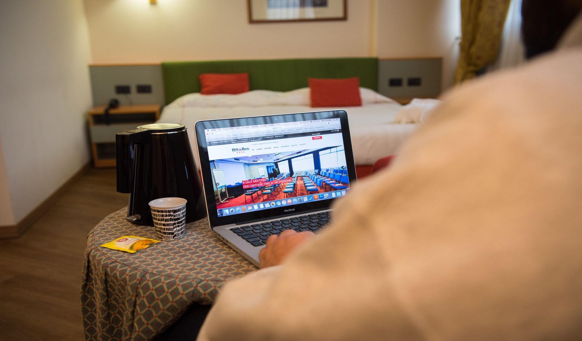 Rege Hotel San Donato Milanese Eksteriør billede